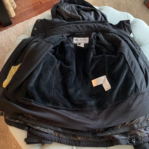 Columbia Titanium Jacket - Picture 8 of 16